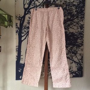 VS pink leopard 🐆 print pj bottoms. Size S